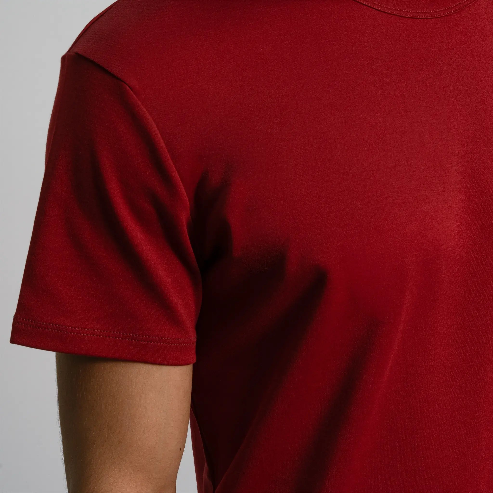 mens ultra soft crew neck color maroon