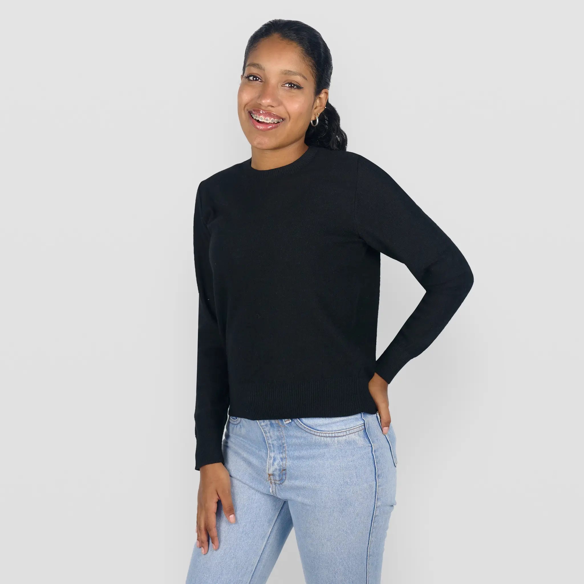 womens comfortable fit alpaca sweater color black