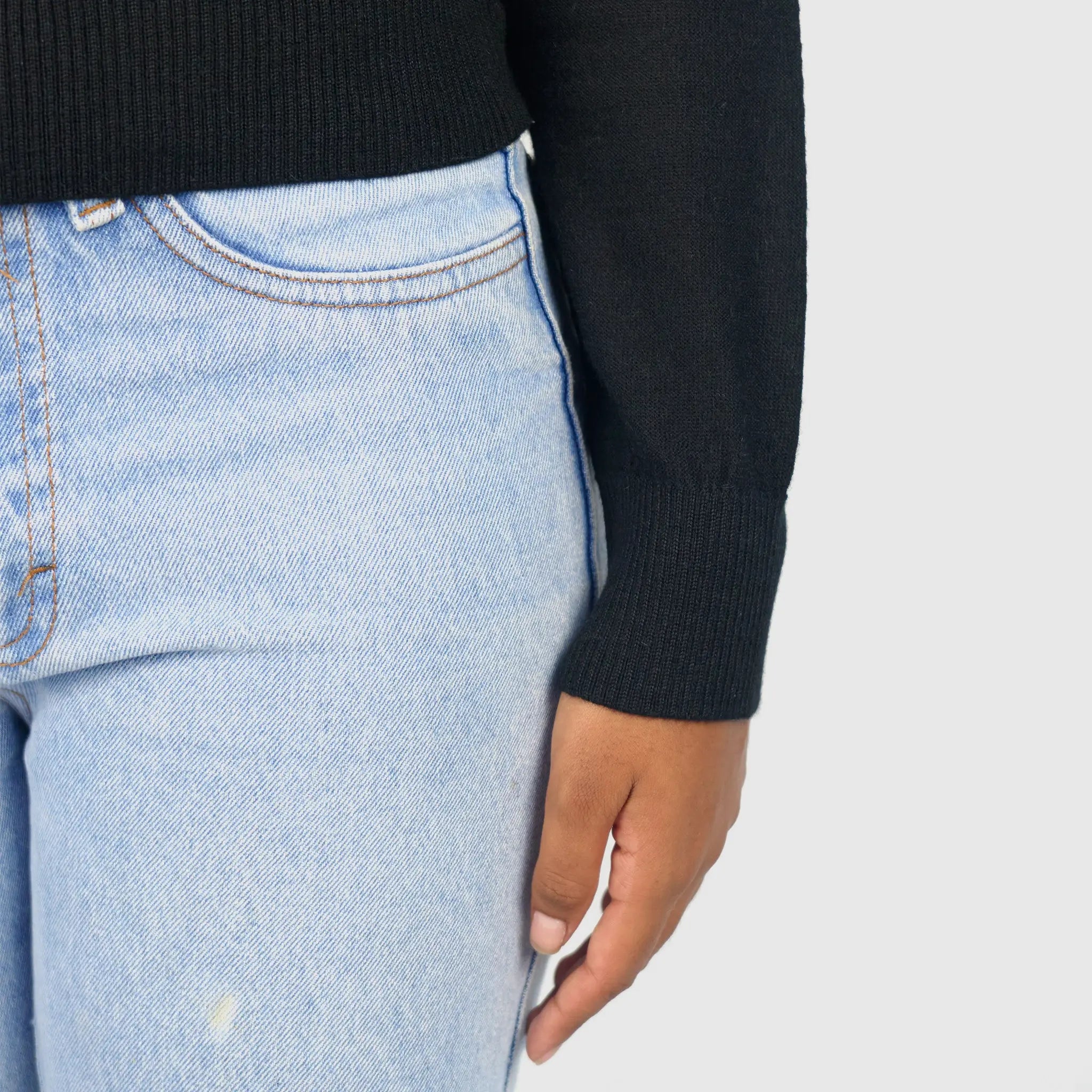 womens indoor alpaca sweater color black