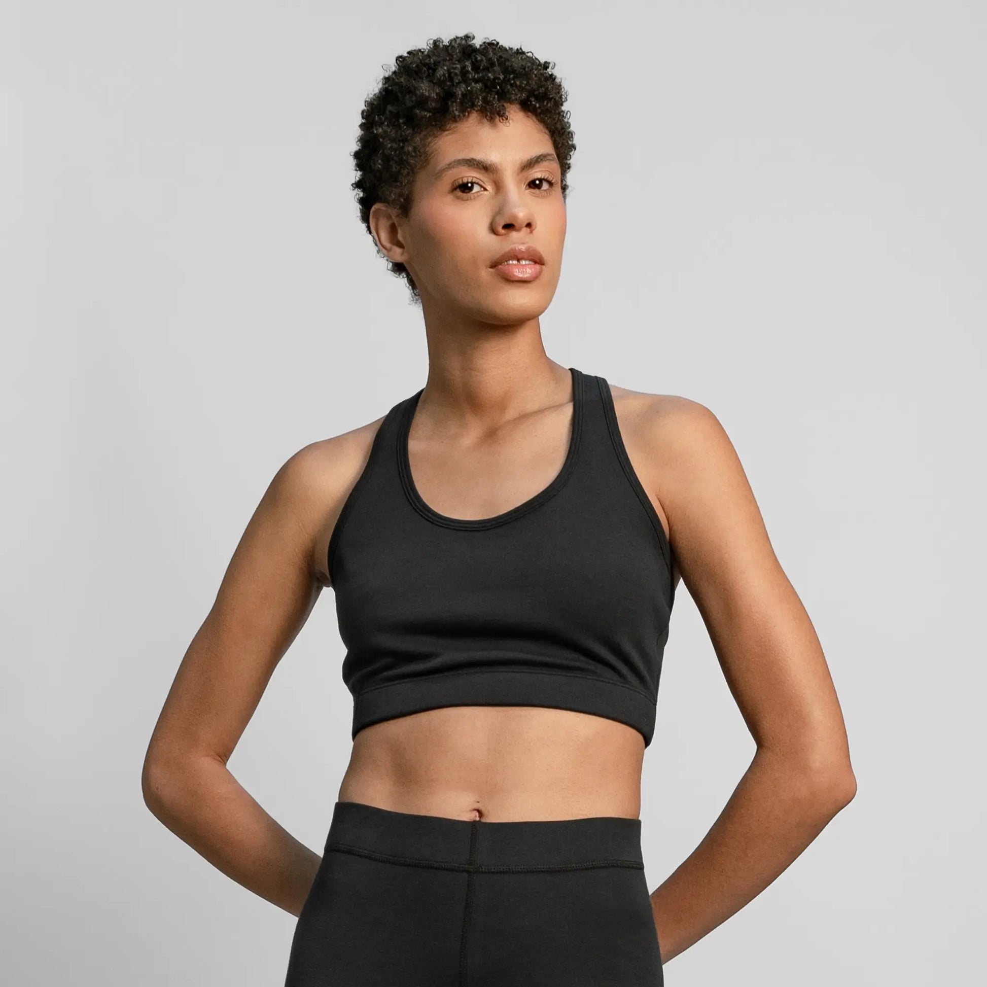 womens plastic free sports bra color black