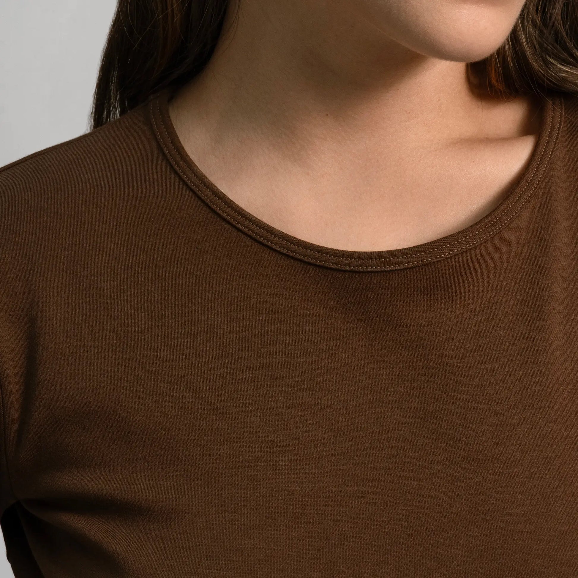 womens sustainable tee tshirt long sleeve color brown