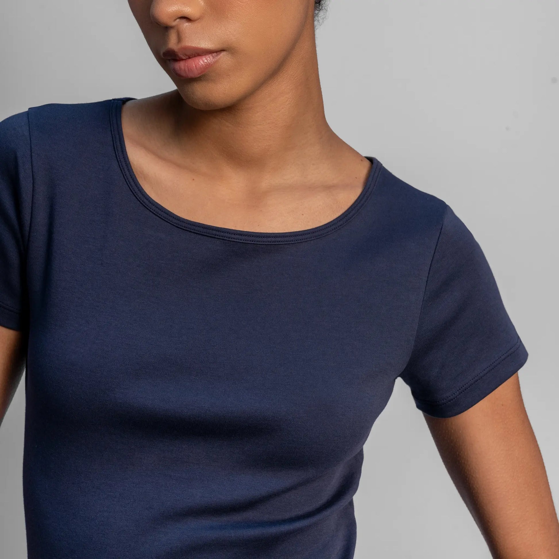 womens versatile design crew neck color navy blue